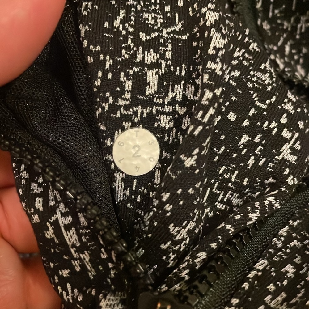 Lululemon Define Jacket - Picture 7 of 7